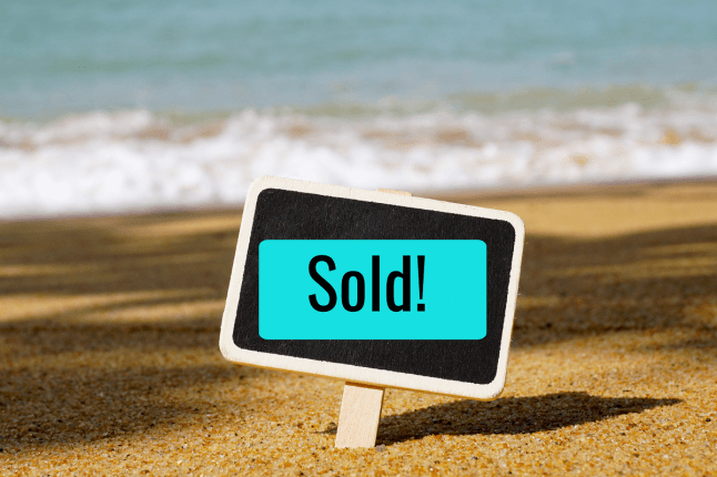 Beach Hut Western Lawns